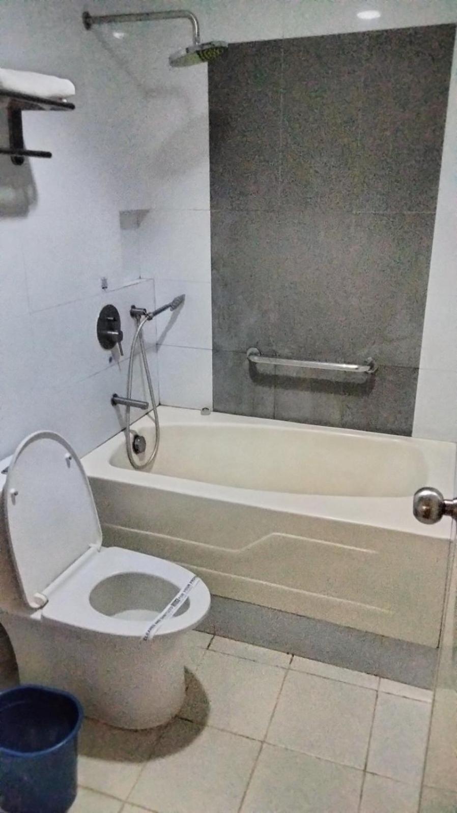סנטה רוזה Hotel Sogo Sta Rosa מראה חיצוני תמונה